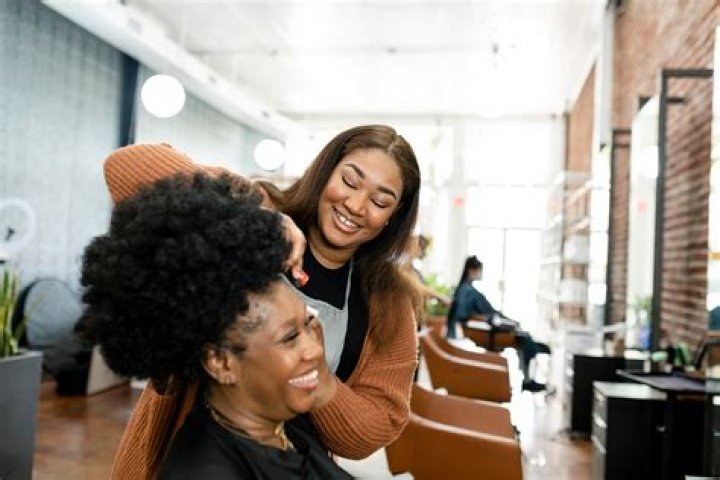'Fashion Star' Hairstylist Tells You About The Pressure Backstage & His Fave Spring Trend