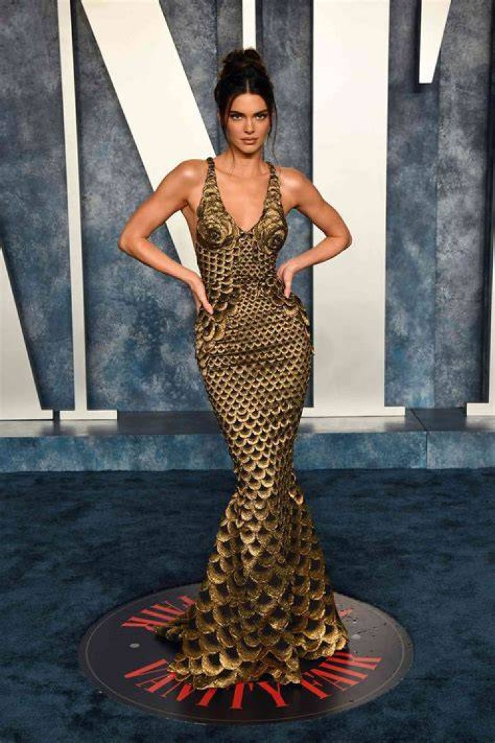 35 Stars Who’ve Stunned In Animal Print Outfits: Kendall Jenner, Paris Hilton & More