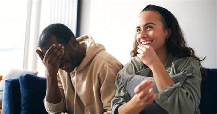 9 Ways To Get Out Of An Awkward First Date… After Its Started