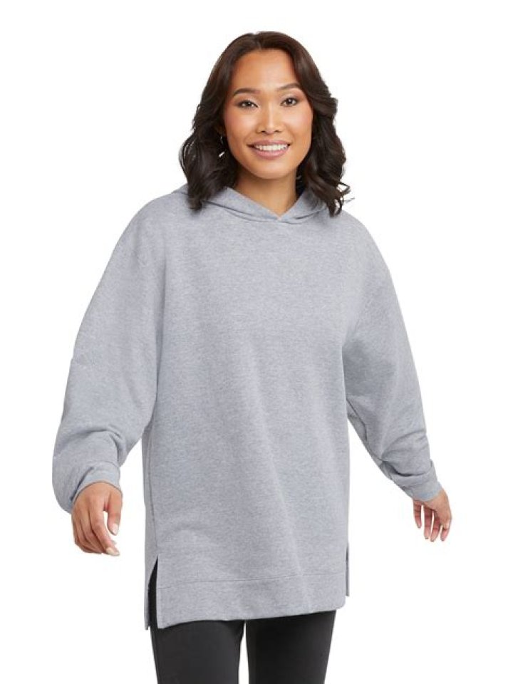 A woman wearing grey Hanes bike shorts