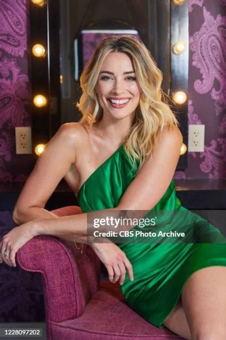 Actress and comedian Arielle Vandenberg will host LOVE ISLAND this summer. She will preside over the matchmaking when the U.S. version of the international reality sensation debuts with a special 90-minute premiere, Tuesday, July 9 (8:00-9:30 PM, ET/PT) on the CBS Television Network. New one-hour episodes continue every weeknight through Wednesday, August 7 (8:00-9:00 PM, ET/PT). Photo: Timothy Kuratek/CBS Entertainment &copy;2019 CBS Broadcasting, Inc. All Rights Reserved.