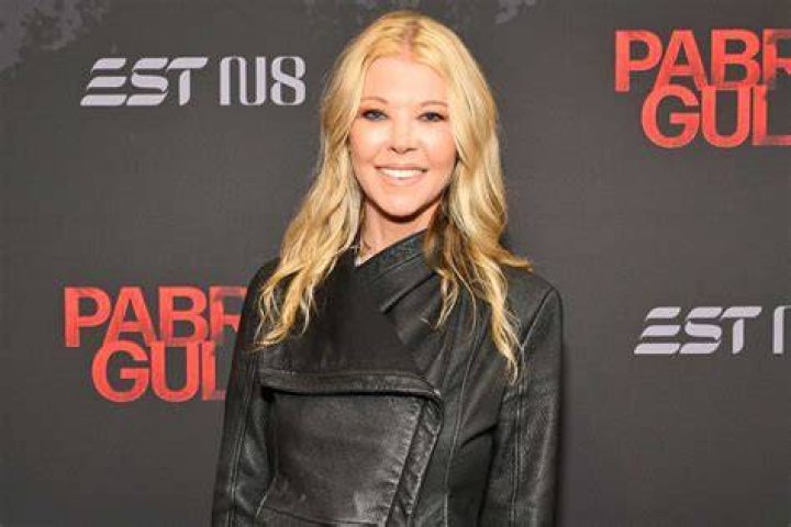 Actress Tara Reid On the Red Carpet for the Derek Fabulous X Face Stockholm Makeup Collab At Doors in West Hollywood Pictured: Tara Reid Ref: SPL5317909 100622 NON-EXCLUSIVE Picture by: Tim Regas / SplashNews.com Splash News and Pictures USA: +1 310-525-5808 London: +44 (0)20 8126 1009 Berlin: +49 175 3764 166 World Rights