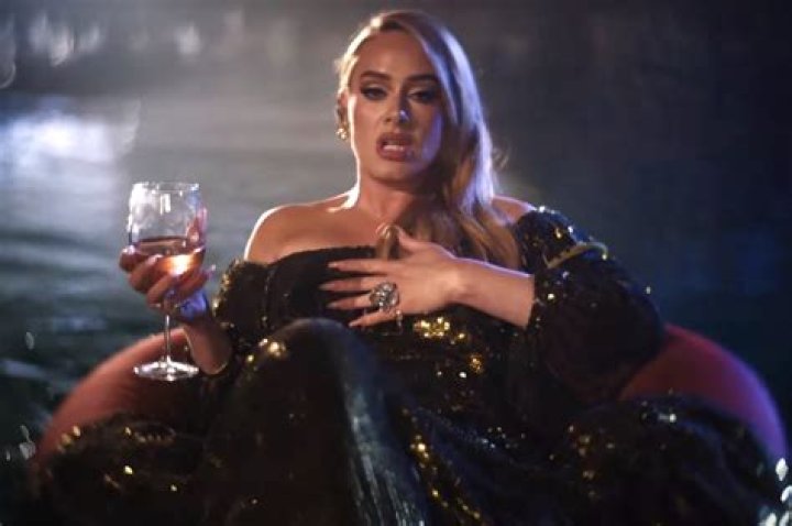 Adele Performs &lsquo;I Drink Wine&rsquo;