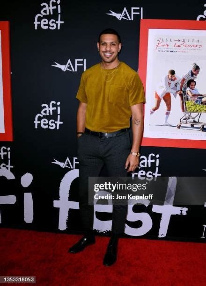 AFI Fest - Closing Night Special Screening Of Universal Pictures' 'The Fabelmans' held at the TCL Chinese Theatre IMAX on November 6, 2022 in Hollywood, Los Angeles, California, United States. Photo by Xavier Collin/Image Press Agency Pictured: Michelle Williams Ref: SPL5500476 071122 NON-EXCLUSIVE Picture by: Xavier Collin/Image Press Agency / SplashNews.com Splash News and Pictures USA: +1 310-525-5808 London: +44 (0)20 8126 1009 Berlin: +49 175 3764 166 World Rights, No Italy Rights
