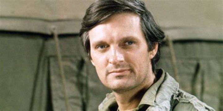 Alan Alda In &lsquo;MASH&rsquo;