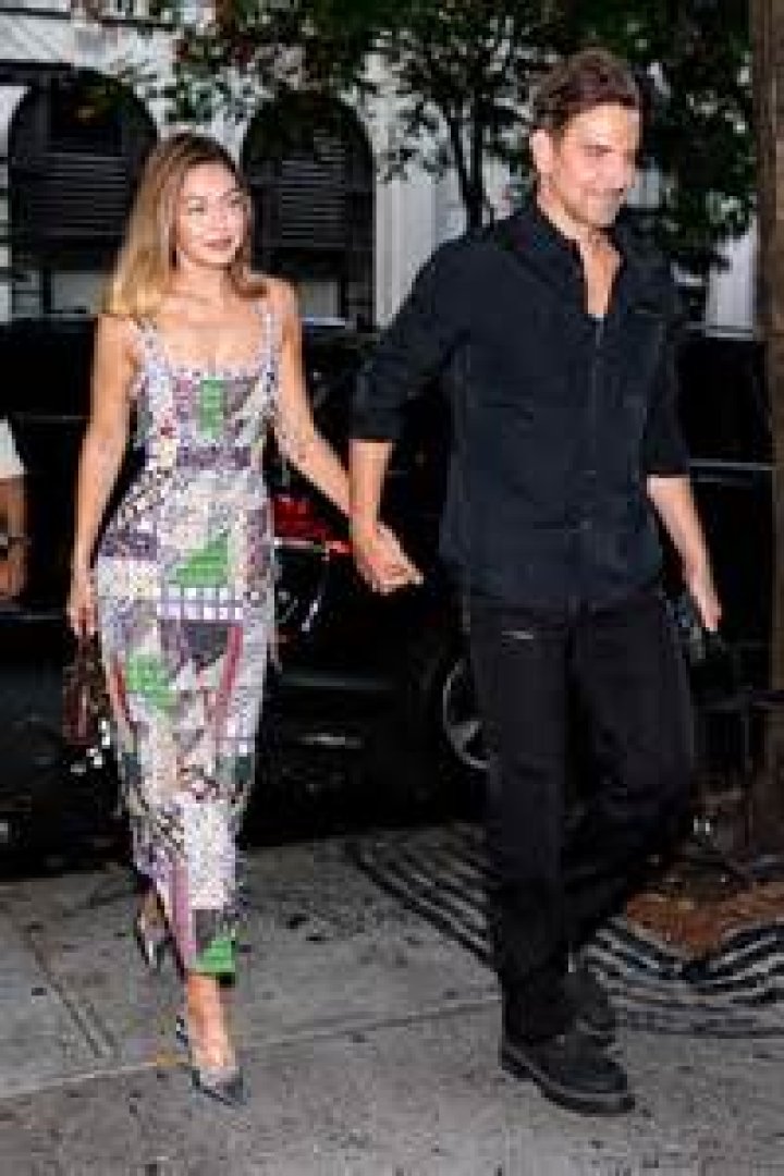 Alan Jouban: Gigi Hadid Is A Really ‘Good Kisser’ In Sexy Versace Ad — Watch