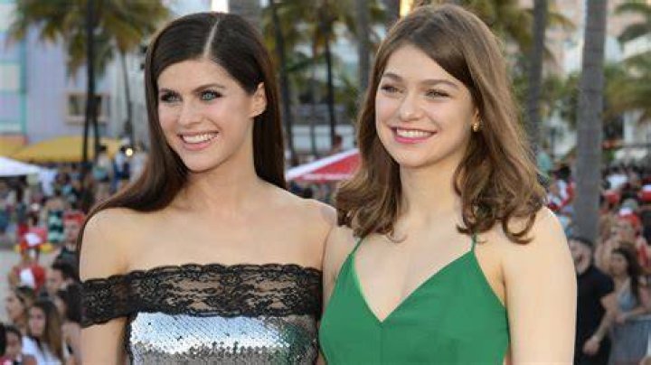 Alexandra Daddario sister Catharine