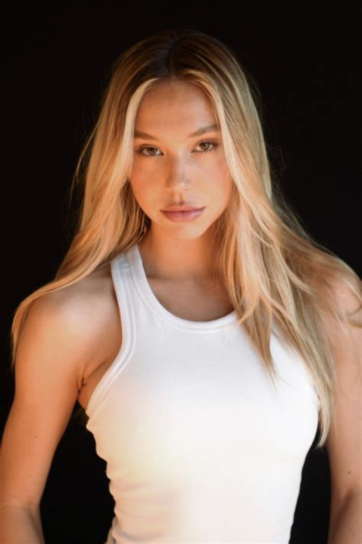 Alexis Ren 'Dancing with the Stars' press junket, New York, USA - 12 Sep 2018