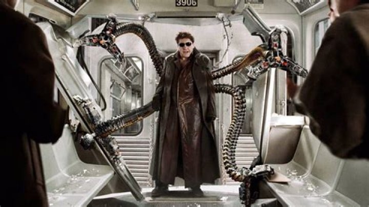 Alfred Molina As Doctor Octopus In &lsquo;Spider-Man 2&rsquo;
