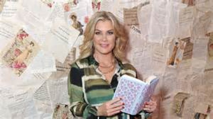 Alison Sweeney – Hollywood Life