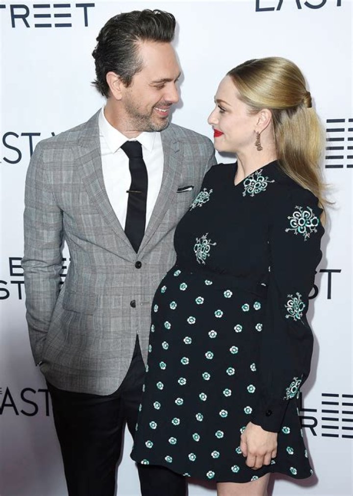 Amanda Seyfried and Thomas Sadoski The Metropolitan Museum of Art's Costume Institute Benefit celebrating the opening of Heavenly Bodies: Fashion and the Catholic Imagination, Arrivals, New York, USA - 07 May 2018