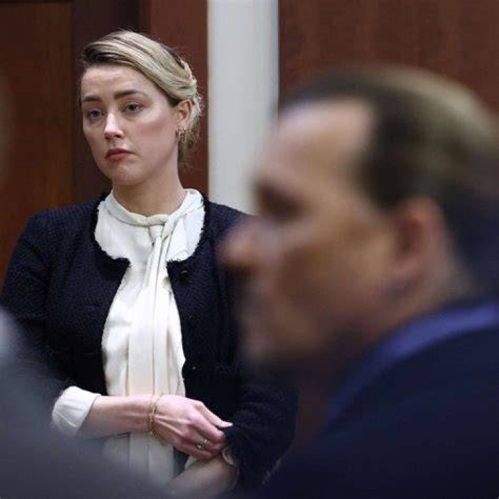 Amber Heard Continues Her Testimony