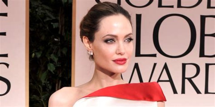 Angelina Jolie Always Looks Stunning