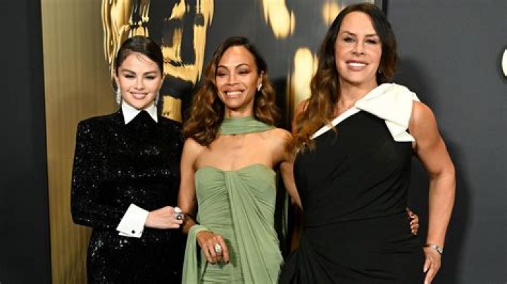 Angelina Jolie & Selena Gomez