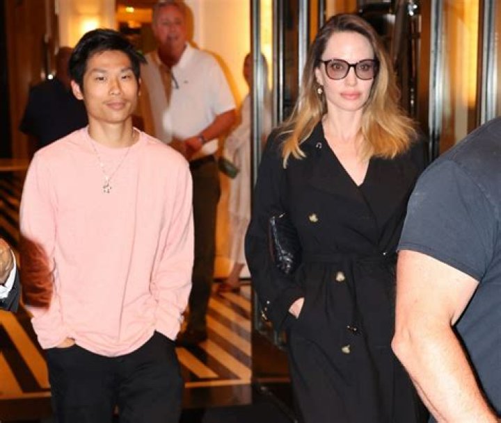 Angelina Jolie heads to dinner in Venice