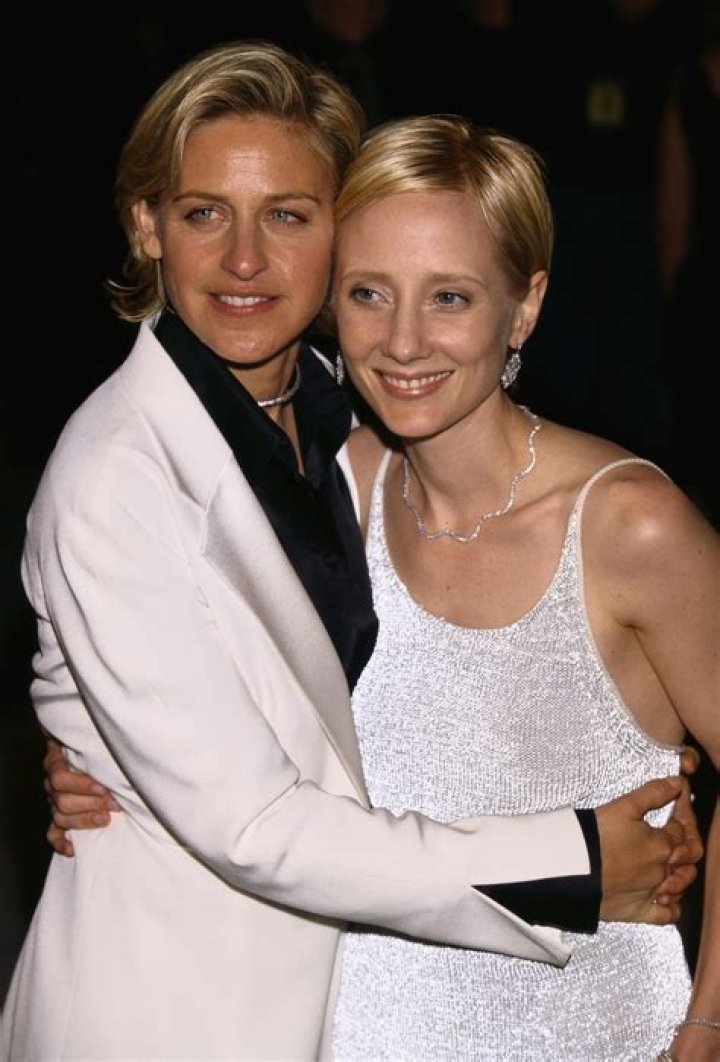 Anne Heche and Ellen Degeneres BMG Party at the 42nd Annual Grammy Awards February 23, 2000 Los Angeles, CA Anne Heche and Ellen Degeneres BMG Entertainment Party following the 42nd Annual Grammy Awards. Photo&reg; Eric Charbonneau / BEImages