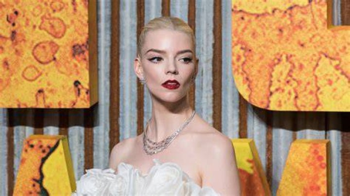 Anya Taylor-Joy At The London Premiere Of &lsquo;Glass&rsquo;