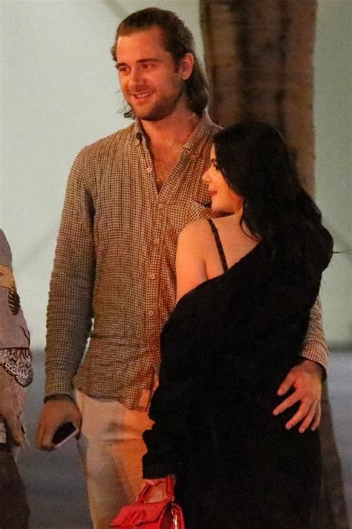Ariel Winter & Luke Benward: Inside Their ‘Closer’ Lives Being Quarantined Together