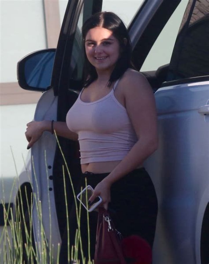 Ariel Winter Out And About