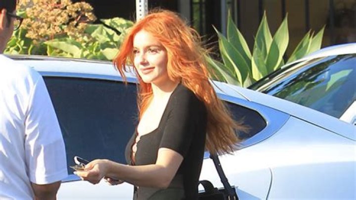 Ariel Winter’s Hairstylist Explains How To Achieve Her Red ‘Little Mermaid’-Inspired Hair Color
