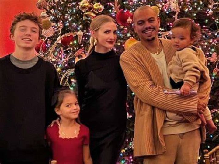 Ashlee simpson family