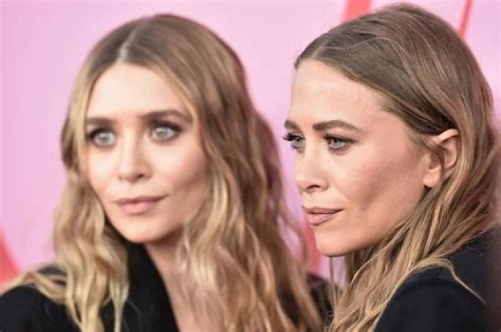 Ashley Olsen Shows Off $39,000 Backpack From Her Label, The Row! – Hollywood Life