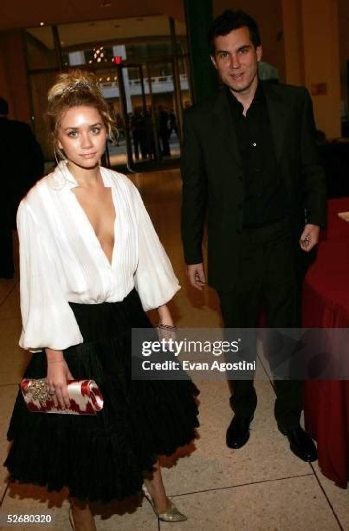 Ashley Olsen With Scott Sartiano Vs. Louis Eisner