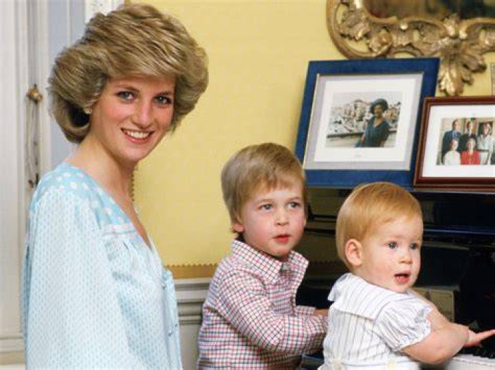 Baby Harry and Princes Diana