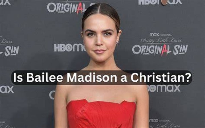 Bailee Madison Glows At Hallmark&rsquo;s Evening Gala