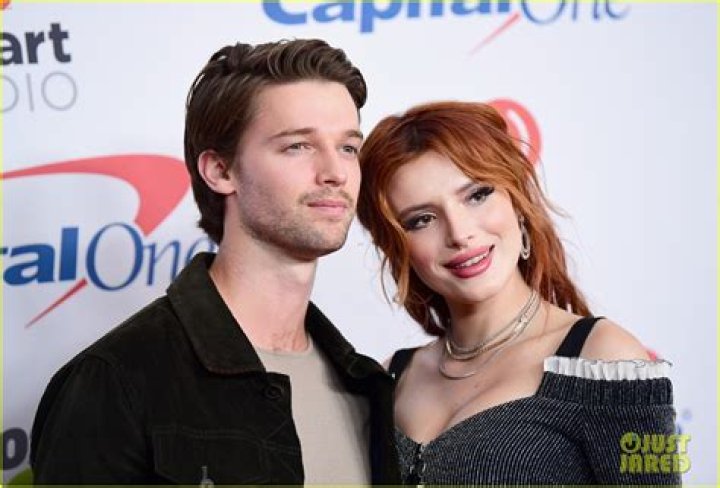 Bella Thorne & Charlie Puth