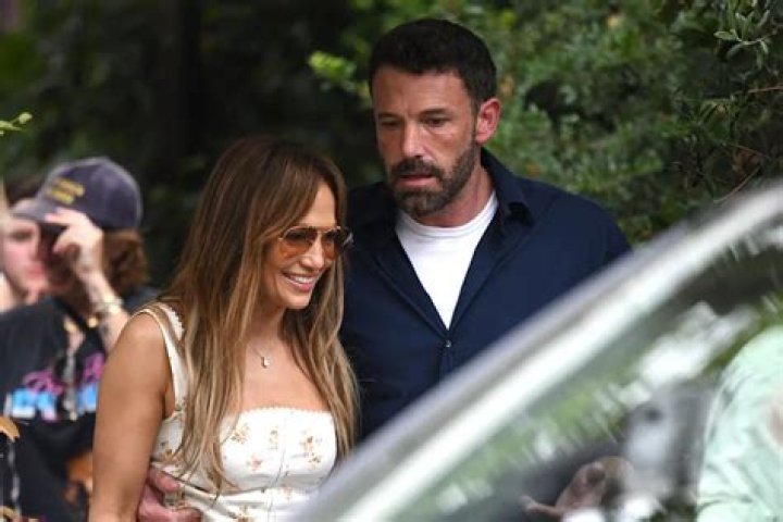 Ben Affleck & Ana De Armas with his daughter Violet