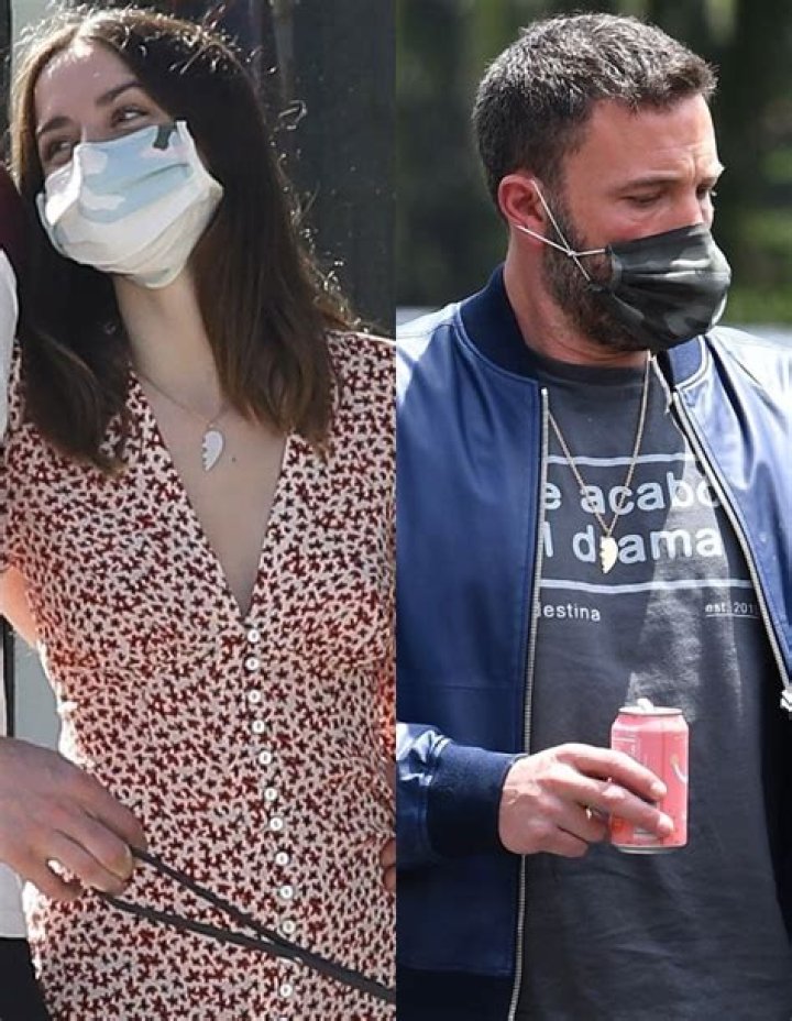 Ben Affleck & Girlfriend Ana De Armas Wear Matching ‘BFF’ Necklaces & Fans Have Mixed Feelings