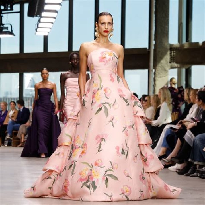 Best Gowns At New York Fashion Week — See Pics