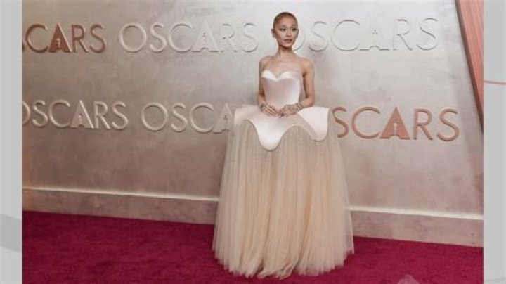 Best Oscars Dresses 2020 — See Academy Awards Best Dressed