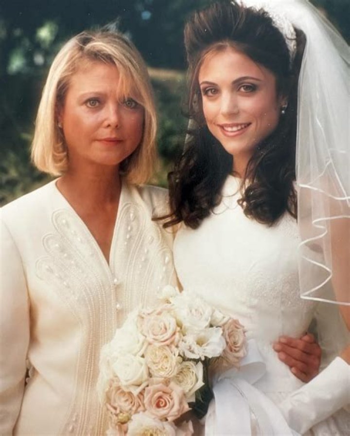 Bethenny Frankel's Mother Publicly Slams Her Marriage – Hollywood Life