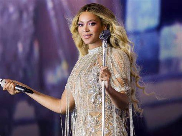 Beyonce At The City of Hope Gala