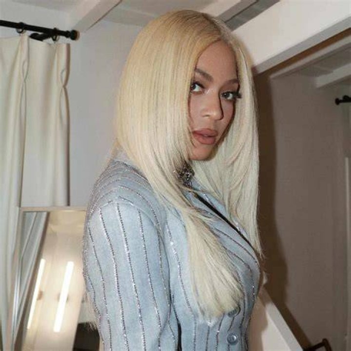 Beyonce’s Platinum Blonde Hair — See Her New Instagram Pics – Hollywood Life