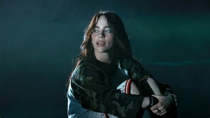 Billie Eilish Gets Burned With Cigarettes In New Music Video ‘Xanny’ – Hollywood Life