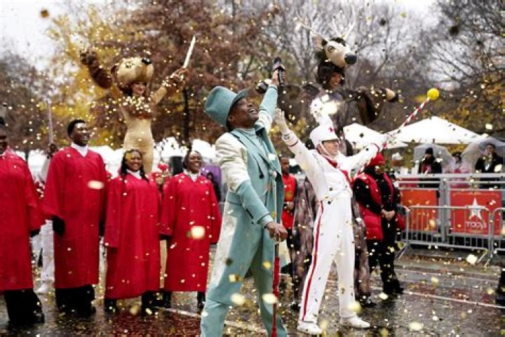 Billy Porter At Macy&rsquo;s Thanksgiving Day Parade