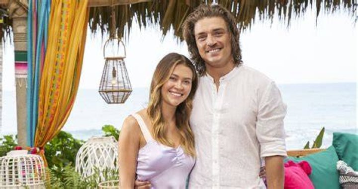 BIP’s Caelynn & Dean Get Major Love From Bachelor Nation Stars After Leaving Show Together   