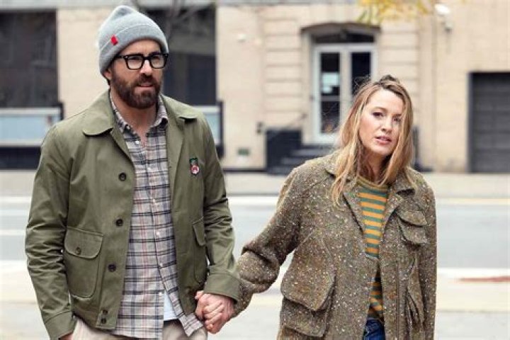 Blake Lively Hits Chilly NYC Streets In Workout Clothes With Ryan Reynolds: Photos