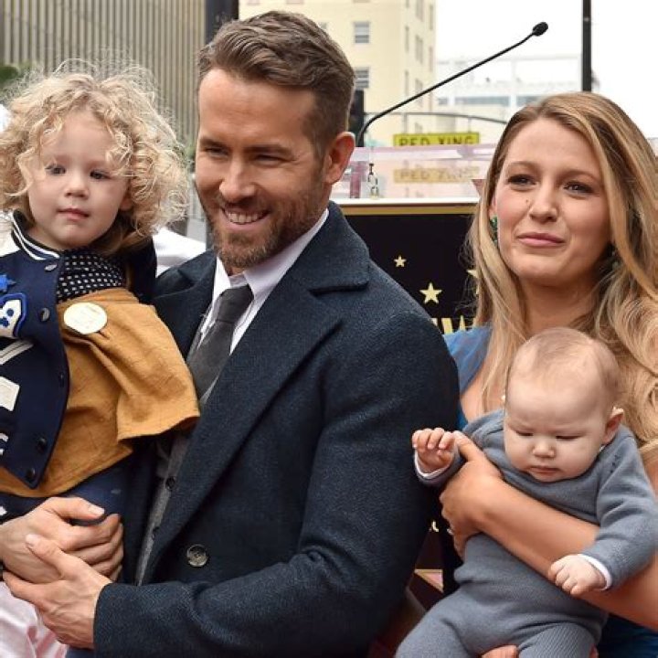 Blake Lively & Ryan Reynolds Take Cute Daughters On A Playdate With Bradley Cooper’s Baby Girl Lea, 2