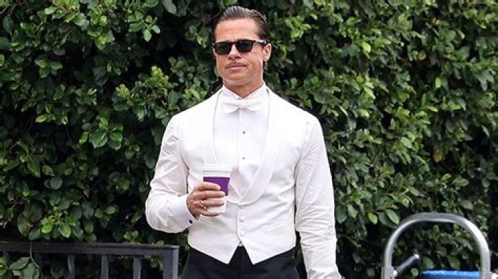 Brad Pitt Rocks Tuxedo In New ‘Babylon’ Set Photo – Hollywood Life