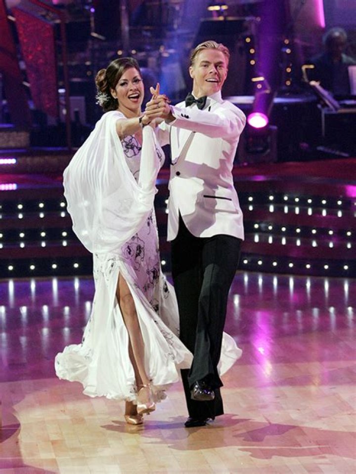 Brooke Burke Wanted to Have an ‘Affair’ With Derek Hough on ‘DWTS’ – Hollywood Life