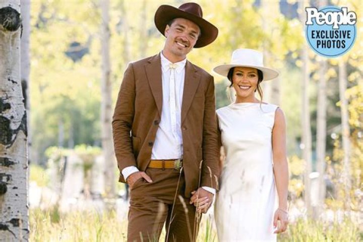 Caelynn Miller-Keyes & Dean Unglert Talk Marriage Rumors – Hollywood Life