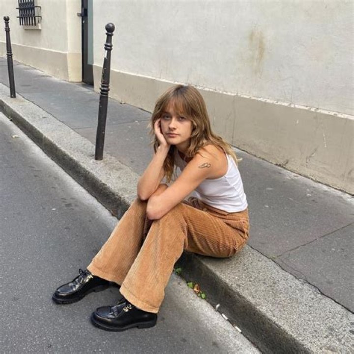 Camille Jansen — PICS