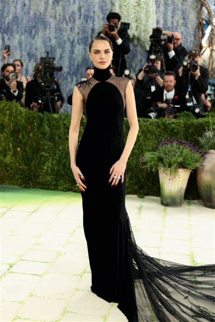 Cara Delevingne At The 2015 Met Gala