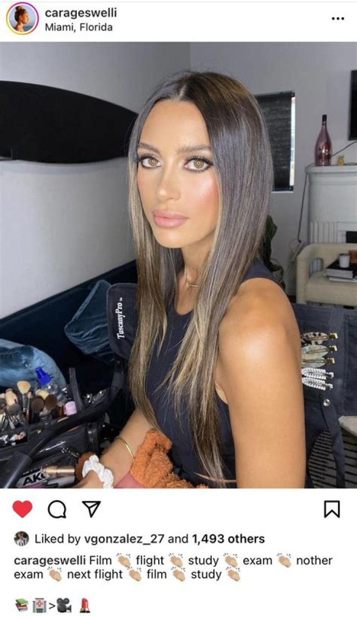 cara geswelli johnny bananas
