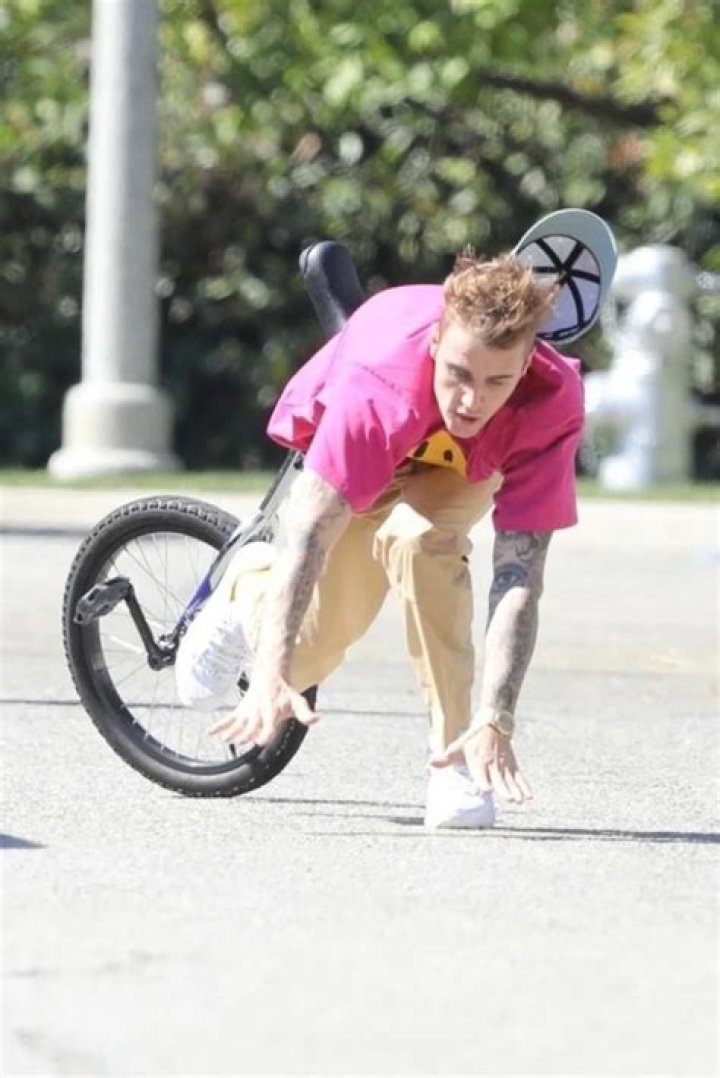 Celebrities Falling Down