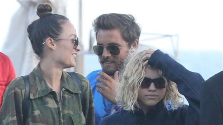 Chloe Bartoli Scott Disick PDA